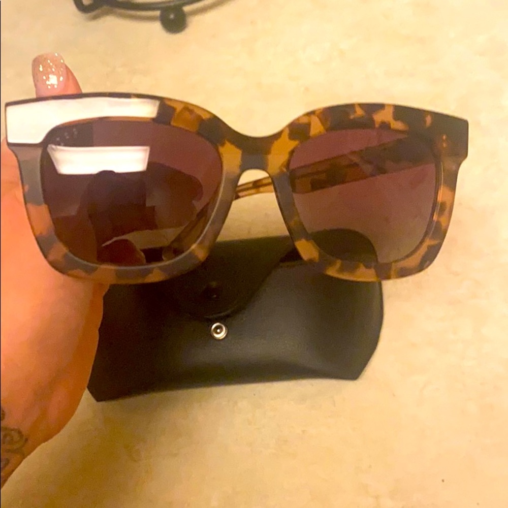Diff brown sunglasses